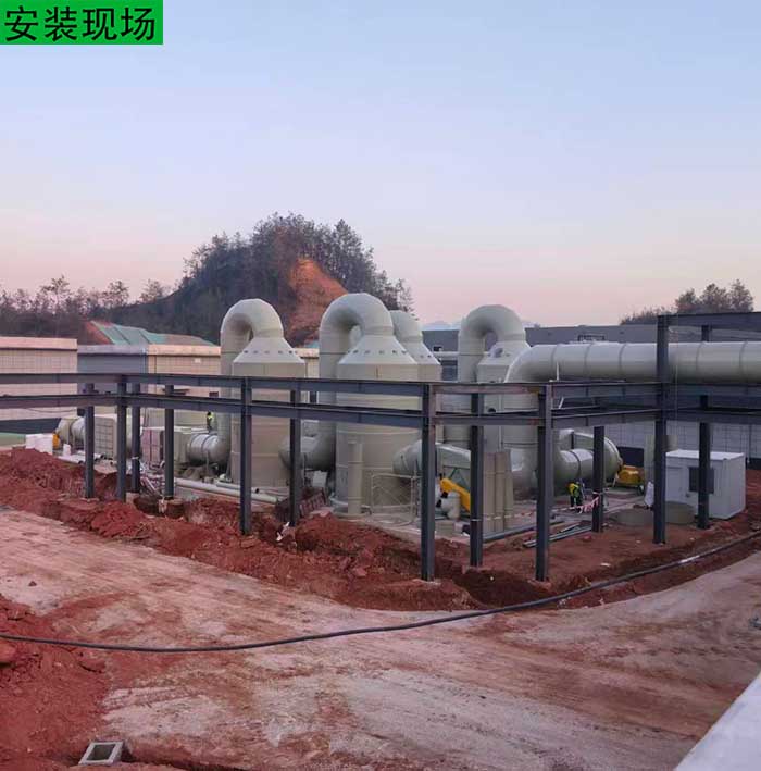 噴淋塔安裝現場