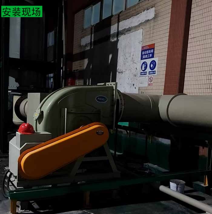 噴淋塔安裝現場